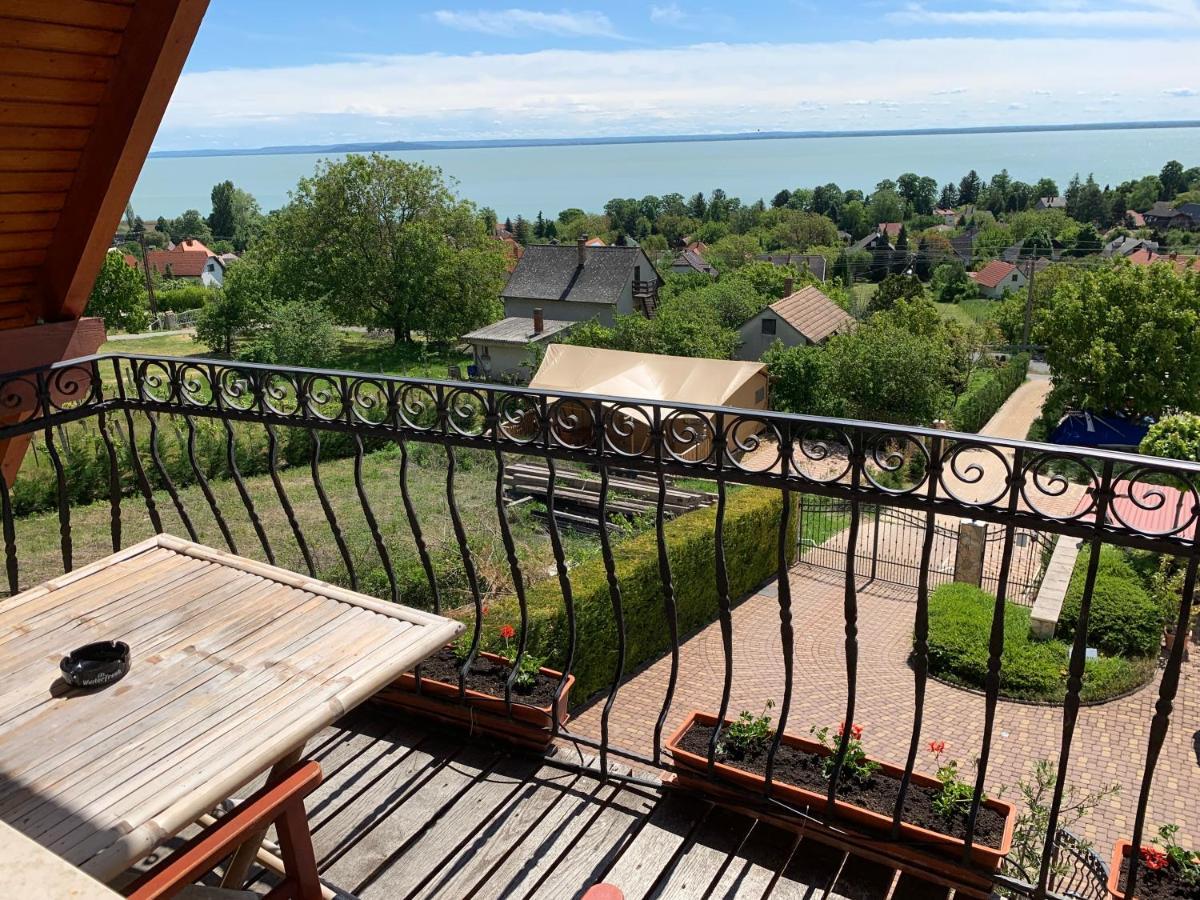 Holidaysport Haus Balatongyörök Buitenkant foto