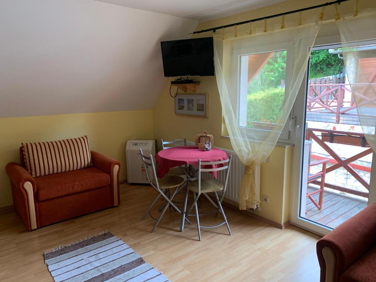 Holidaysport Haus Balatongyörök Buitenkant foto