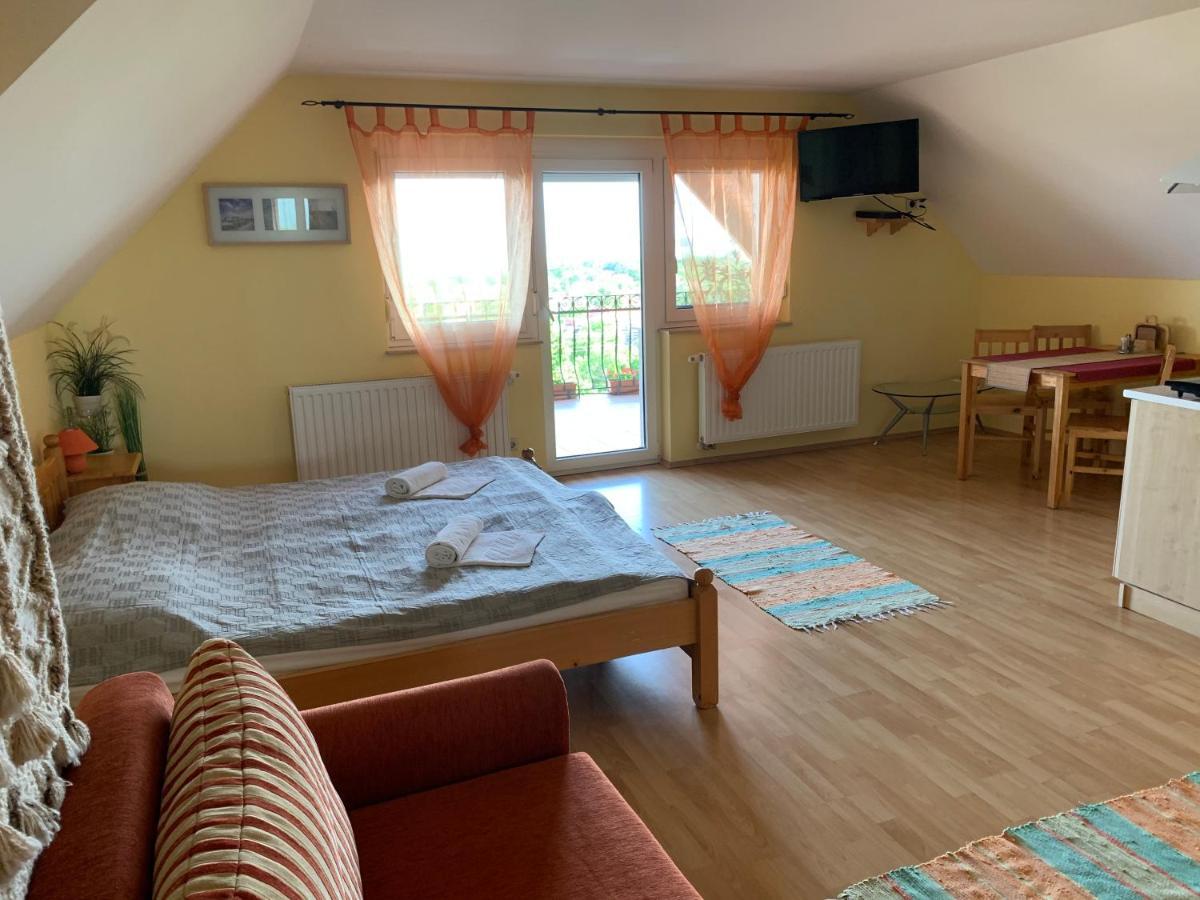 Holidaysport Haus Balatongyörök Buitenkant foto